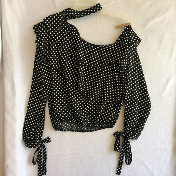 NWT Simplee Asymmetrical Polka Dot Black & White Blouse, Choker Collar, Size M - Picture 5 of 9